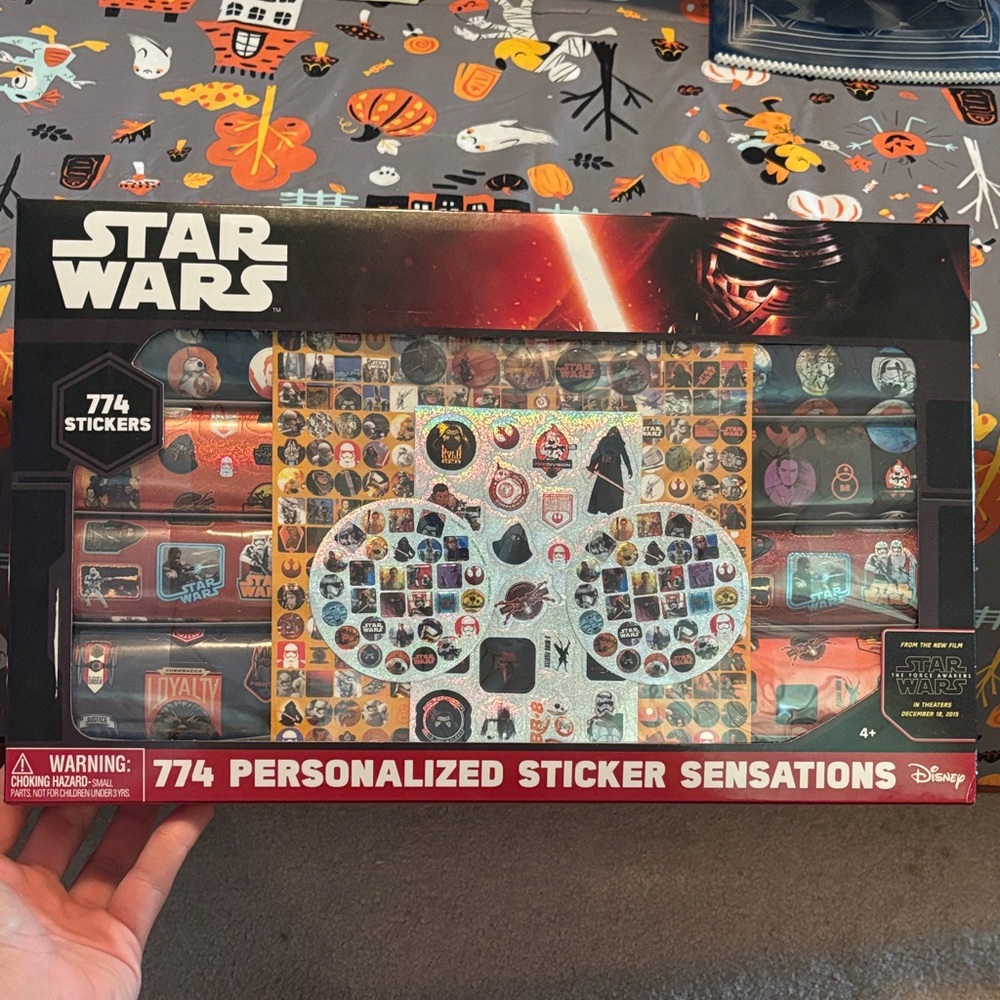 Disney Star Wars Sticker Collection - Red, Black, White